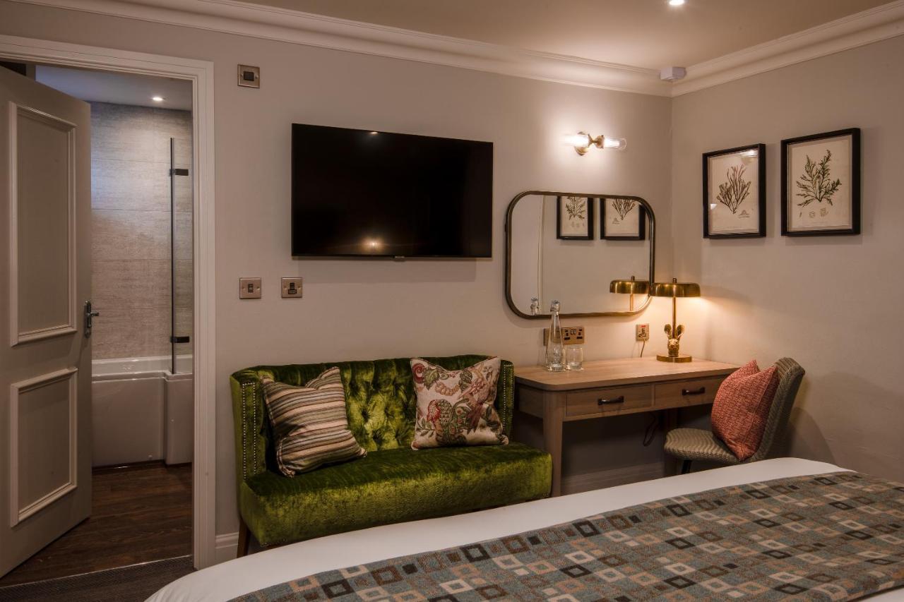 The Millstone, Mellor Hotel Blackburn  Exterior photo A room at The Swan