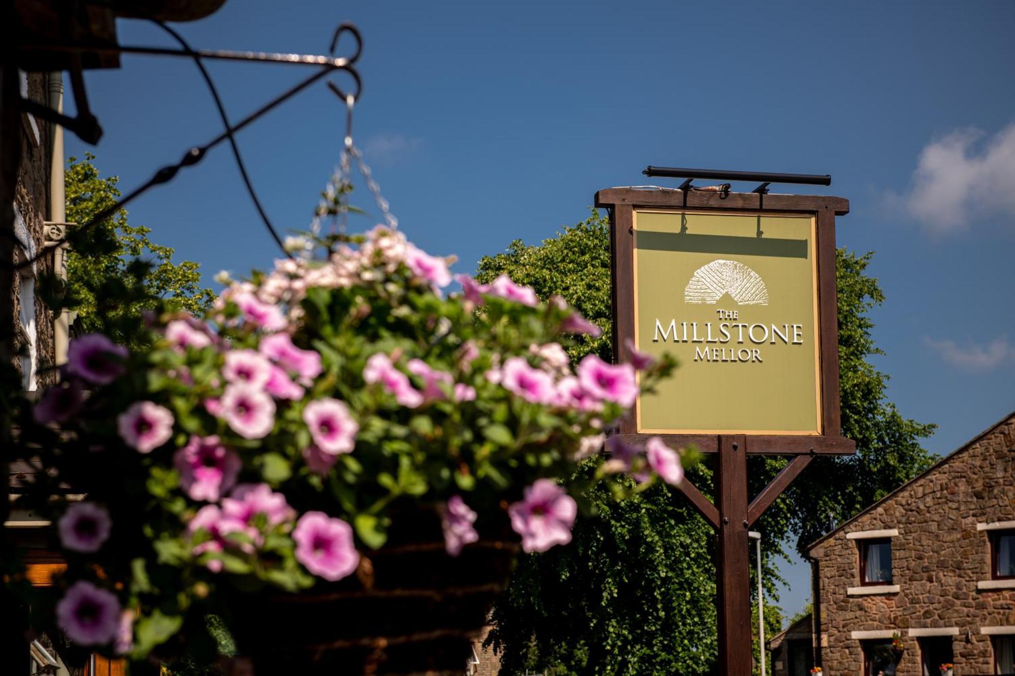 The Millstone, Mellor Hotel Blackburn  Exterior photo The Millstone Inn